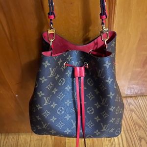 Louis Vuitton Purse